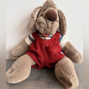 Vintage Wrinkles hand puppet dog
Ganz Brothers (🇨🇦)